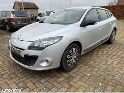 Culoaregri Utilizat 2011 Renault Mégane GrandTour Expression Break | 3.200 EUR (Preț bun)