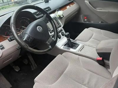 Utilizat 2008 VW Passat Berlinǎ | 4.200 EUR (Preț OK)