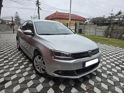 Second-hand VW Jetta 105 CP (77 kW) 2012 Berlinǎ