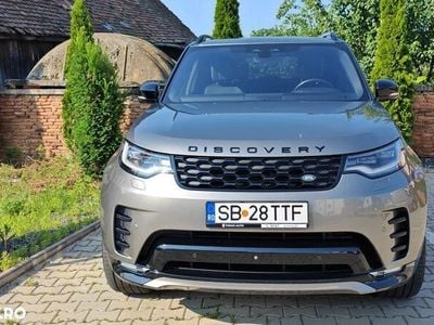 Land Rover Discovery 5