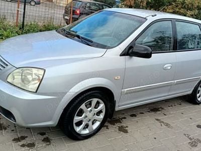 Second-hand Kia Carens Classic 140 CP (102 kW) 2006 Monovolum