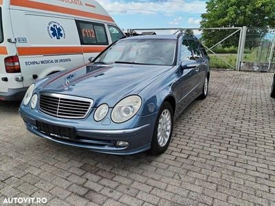 Mercedes E220