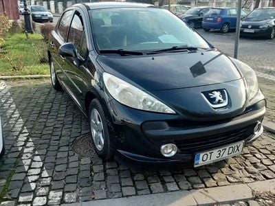 Utilizat 2009 Peugeot 207 Hatchback | 1.590 EUR (Preț bun)