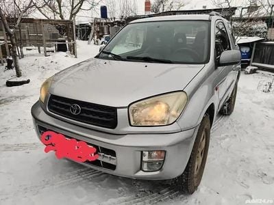 Utilizat 2002 Toyota RAV4 | 2.000 EUR