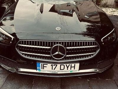 Culoarenegru Utilizat 2022 Mercedes E200 Berlinǎ | 37.800 EUR