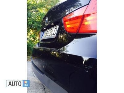 Negru Utilizat 2006 BMW 320 Sport Line Berlinǎ | 9.300 EUR