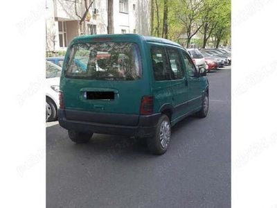 Verde Utilizat 2007 Peugeot Partner Monovolum | 1.500 EUR