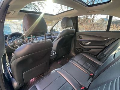 Utilizat 2019 Mercedes 200 Berlinǎ | 21.800 EUR