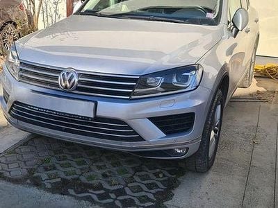 Culoareargint Utilizat 2017 VW Touareg Supreme SUV | 21.999 EUR