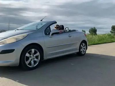 Utilizat 2008 Peugeot 207 CC Cabrio | 2.000 EUR