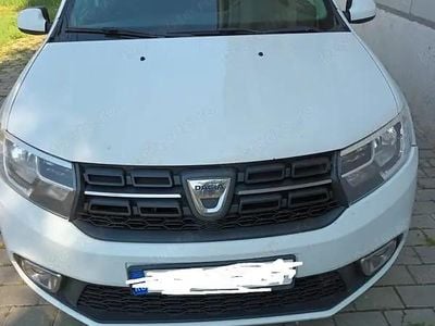 Second-hand Dacia Logan Lauréate 75 CP (55 kW) 2016 Alb Berlinǎ