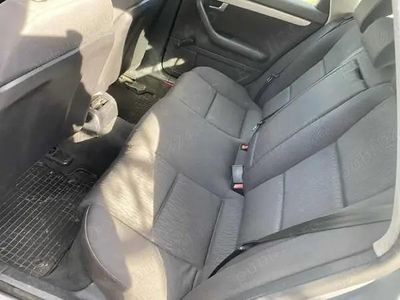 Second-hand Audi A4 140 CP (102 kW) 2006 Hatchback