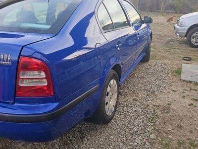 Second-hand Skoda Octavia Tour 90 CP (66 kW) 2006 Berlinǎ