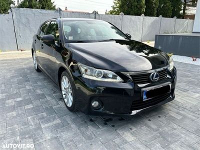 Lexus CT200h