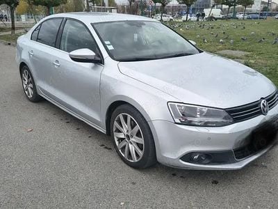 Utilizat 2011 VW Jetta Berlinǎ | 5.300 EUR (Preț OK)