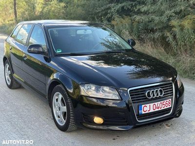 Culoarenegru Utilizat 2009 Audi A3 Sportback Attraction Hatchback | 3.999 EUR