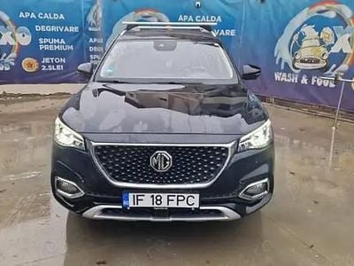 Second-hand MG EHS Luxury 260 CP (191 kW) 2022 Negru SUV