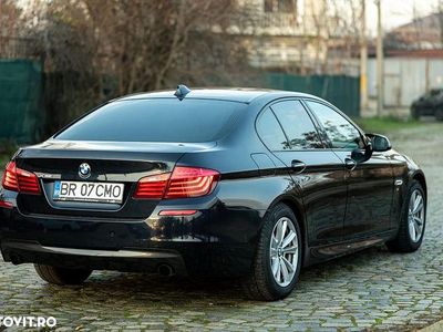 Culoarealbastru Utilizat 2015 BMW 535 Comfort Edition Berlinǎ | 15.500 EUR (Preț OK)