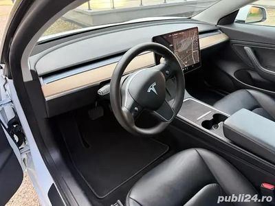 Utilizat 2021 Tesla Model 3 Berlinǎ | 25.500 EUR (Super Preț)