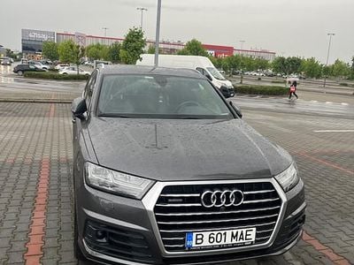 Second-hand Audi Q7 S-Line 2019 SUV