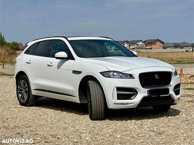 Culoarealb Second-hand 2017 Jaguar F-Pace R-Sport SUV | 19.800 EUR (Scump)