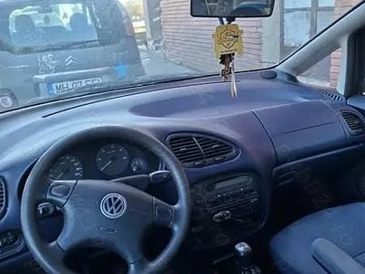 Second-hand VW Sharan 110 CP (80 kW) 1999 Monovolum