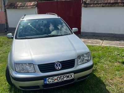 Gri Utilizat 2001 VW Bora Berlinǎ | 1.800 EUR (Puțin scump)