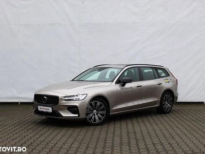 Nouă Volvo V60 Plus 197 CP (144 kW) 2025 Culoarebej Break