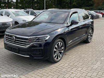 Culoarealbastru Utilizat 2022 VW Touareg R-line SUV | 55.499 EUR (Scump)