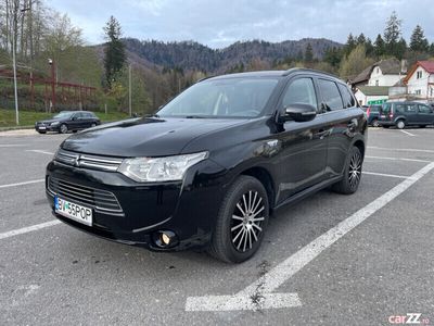 Mitsubishi Outlander P-HEV