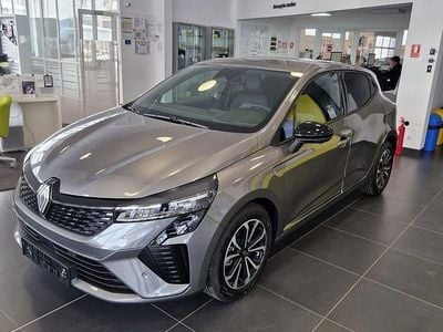 Second-hand Renault Clio V Techno 90 CP (66 kW) 2024 Culoaregri