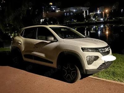 Alb Utilizat 2023 Dacia Spring Hatchback | 12.900 EUR (Scump)