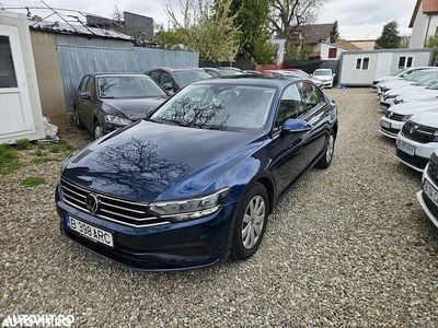 Culoarealbastru Utilizat 2021 VW Passat Trendline Berlinǎ | 17.727 EUR (Super Preț)