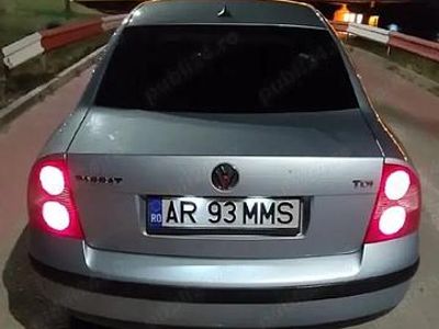 Utilizat 2001 VW Passat Berlinǎ | 1.000 EUR (Preț bun)