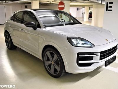 second-hand Porsche Cayenne Coupe Standard 2023 · 50 km · 2 995 cm3 · Benzina