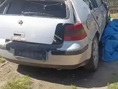 VW Golf IV