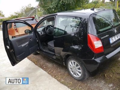 Second-hand Citroën C2 60 CP (44 kW) 2006 Negru Hatchback