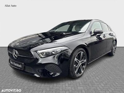 Negru Utilizat 2024 Mercedes A180 Hatchback | 44.716 EUR
