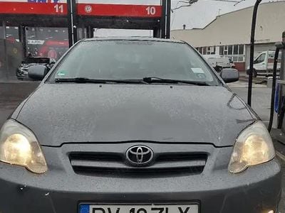 Second-hand Toyota Corolla 90 CP (66 kW) 2007 Gri Hatchback