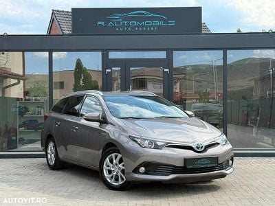 Toyota Auris Hybrid