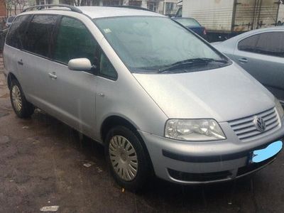 second-hand VW Sharan 2001