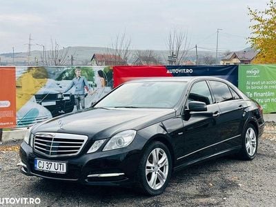 Second-hand Mercedes E350 Elegance 265 CP (194 kW) 2011 Negru Berlinǎ