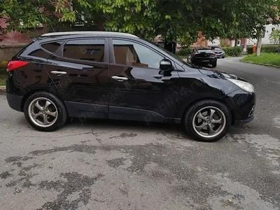 Second-hand Hyundai ix35 183 CP (134 kW) 2011 Negru SUV