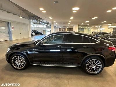 Second-hand Mercedes GLC220 AMG line 197 CP (144 kW) 2020 Culoarenegru Coupe