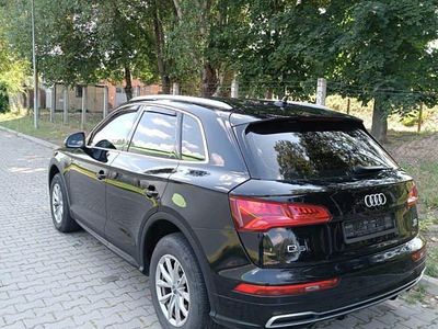 Negru Second-hand 2017 Audi Q5 SUV | 18.990 EUR
