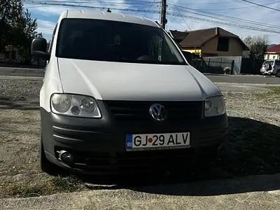 Utilizat 2010 VW Caddy Monovolum | 2.900 EUR