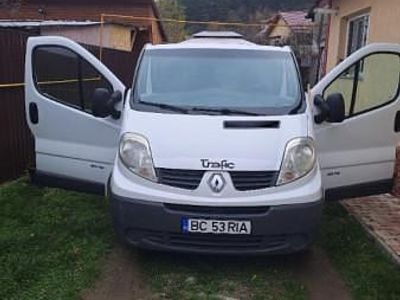 Utilizat 2013 Renault Trafic Monovolum | 4.999 EUR (Super Preț)