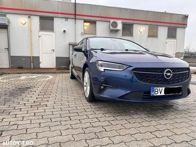 Culoarealbastru Utilizat 2020 Opel Insignia Ultimate Berlinǎ | 12.350 EUR (Preț OK)