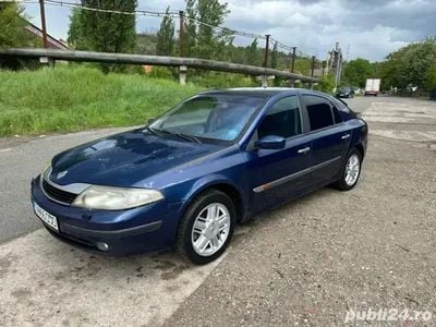 Second-hand Renault Laguna II Initiale Paris 120 CP (88 kW) 2004 Albastru Berlinǎ