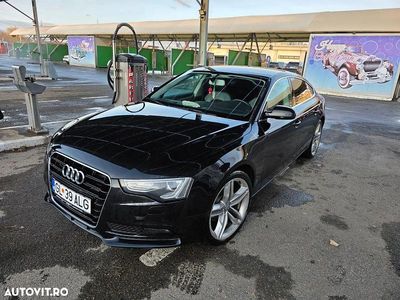 Second-hand Audi A5 177 CP (130 kW) 2013 Culoarenegru Coupe